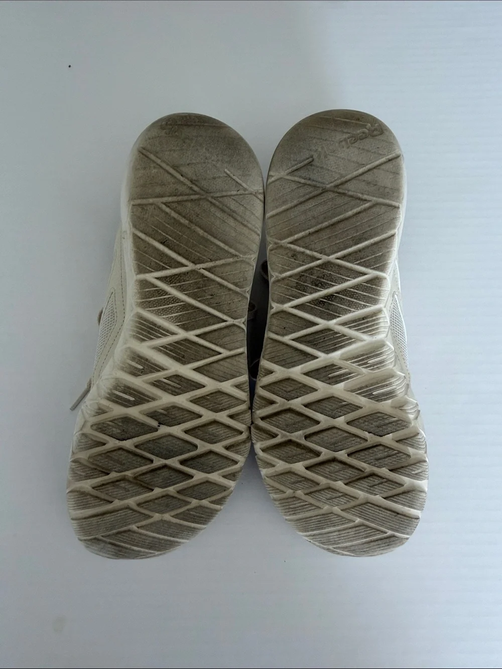 Reebok Men’s Sneakers in Cream and Light Tan size 10.5